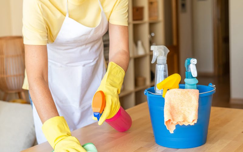 Orden y seguridad en bodegas panameñas mediante limpieza profesional